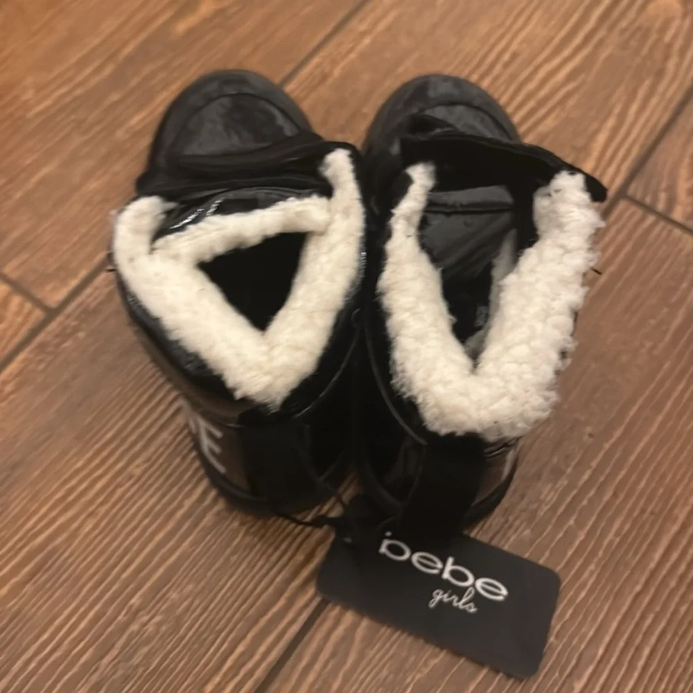 Bebe booties size 9 girls